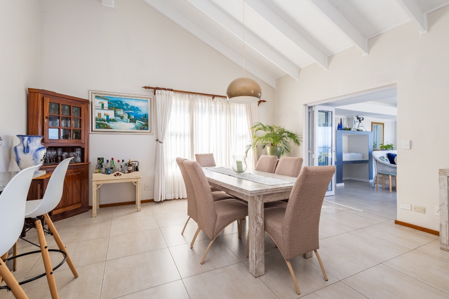 6 Bedroom Property for Sale in Cutty Sark Western Cape